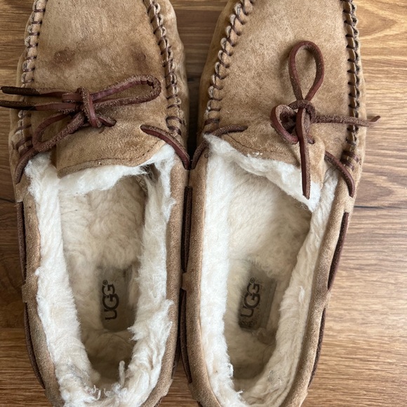 UGG DAKOTA moccasin slippers chestnut colour - Picture 2 of 6